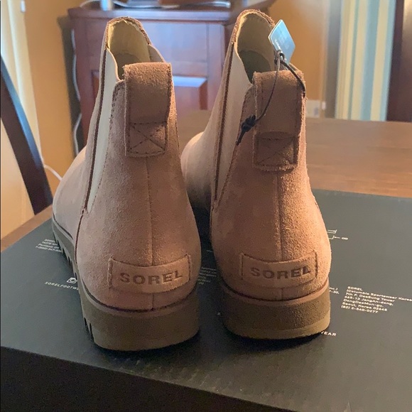 Sorel Women's Harlow Chelsea Boot in Ash Brown - Picture 9 of 9